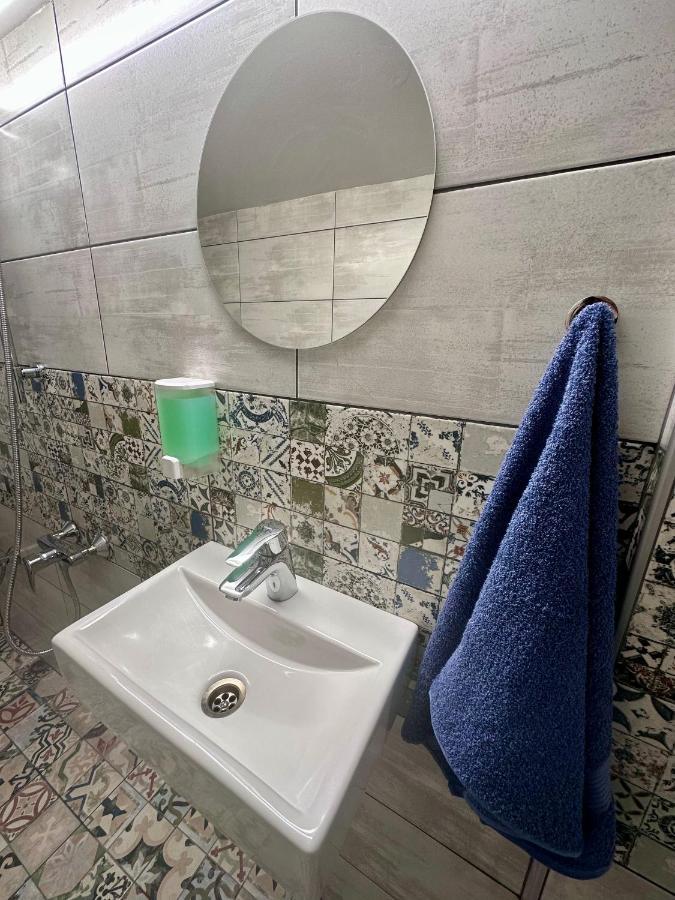 The Rainbow 8 Apartment София Екстериор снимка