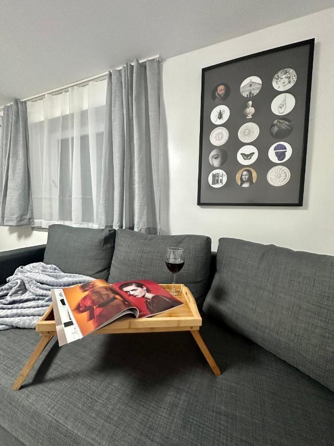 The Rainbow 8 Apartment София Екстериор снимка